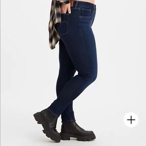 Like New Levi’s Dark Wash 721 High Rise Skinny Jeans Size 27W x 28L